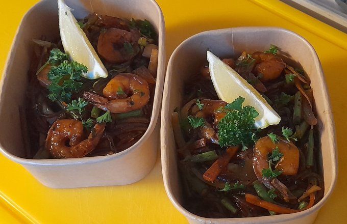 BAMI POULET OU CREVETTE OU VEGETARIEN
